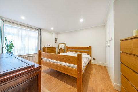 2 bedroom flat for sale, Bridgewater Square, Clerkenwell