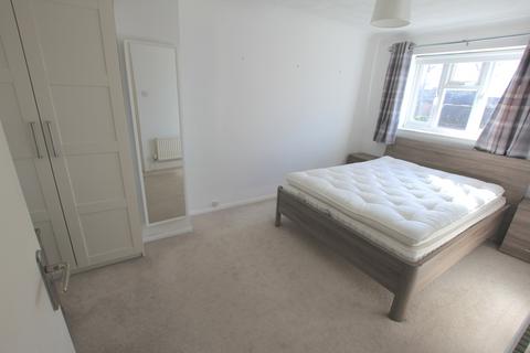 3 bedroom terraced house to rent, Westbourne Gardens, Billericay