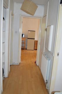 2 bedroom flat for sale, London, SE17