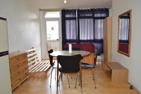 2 bedroom flat for sale, London, SE17