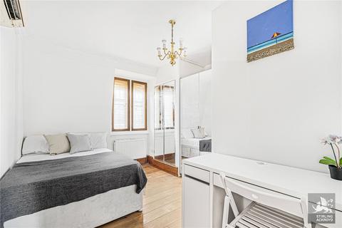 3 bedroom apartment to rent, Cockspur Street, London, SW1Y