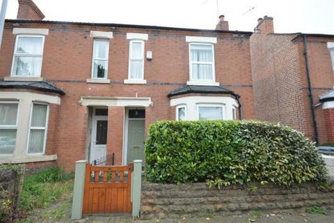 3 bedroom semi-detached house to rent, Glebe Road, West Bridgford, Nottingham, Nottinghamshire, NG2