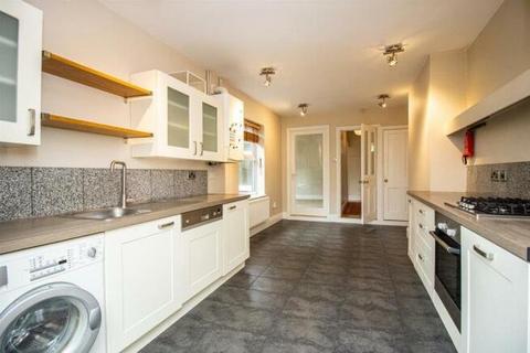 3 bedroom semi-detached house to rent, Glebe Road, West Bridgford, Nottingham, Nottinghamshire, NG2