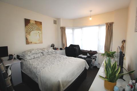 1 bedroom ground floor flat to rent, Princess Road, Poole BH12