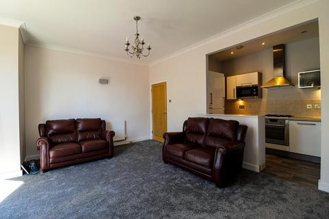 2 bedroom flat to rent, Didsbury, Manchester M20