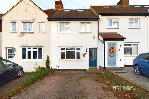 3 bedroom terraced house to rent, Alberta Avenue, Cheam, Sutton, Surrey. SM1