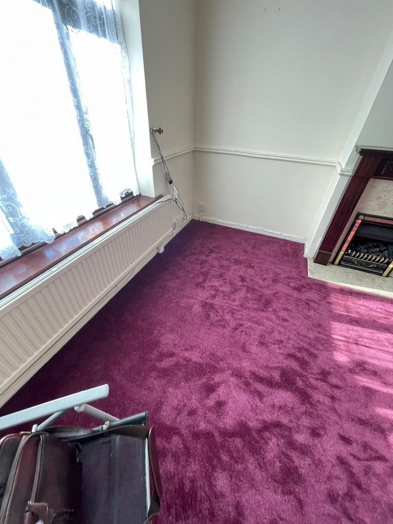 House in Dagenham - View 4