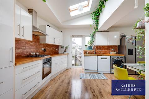 16 Thornton Close, West Drayton, UB7 9LA