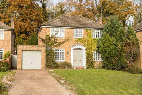 4 bedroom detached house for sale, Sheridan Place, East Grinstead RH19