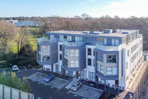 2 bedroom penthouse to rent, Bowmont Place , 152 Somerford Road, Christchurch