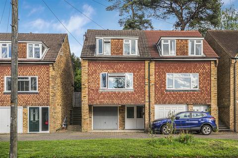 3 bedroom townhouse for sale, The Street, Effingham, Leatherhead