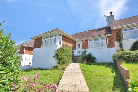 3 bedroom semi-detached bungalow to rent, Wilmington Close, Brighton