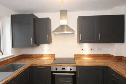 2 bedroom semi-detached house to rent, Dapperling Road, Southampton SO30