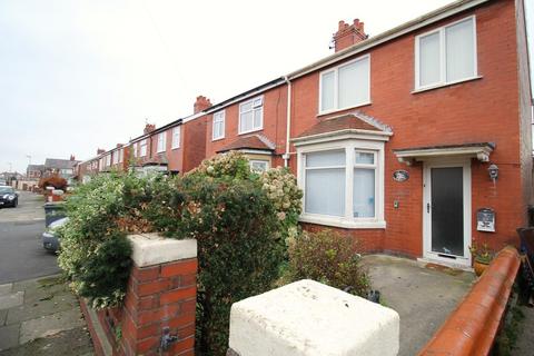 2 bedroom semi-detached house for sale, Sawley Avenue, Blackpool FY4