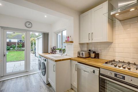 55 Broomfield, Benfleet, SS7 2SR