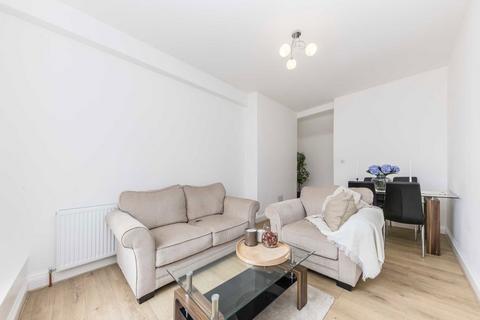 2 bedroom flat for sale, Sylvester Path, London E8