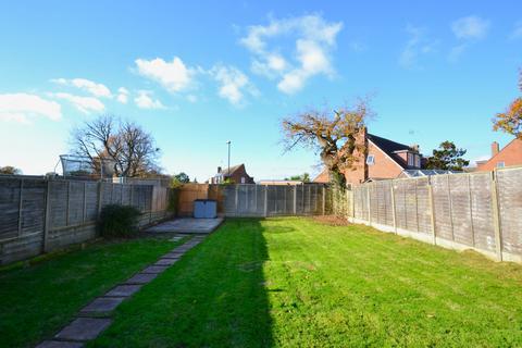 2 bedroom detached house to rent, Southway, Burgess Hill RH15