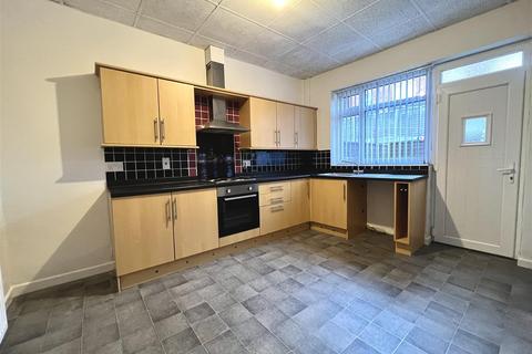 2 bedroom terraced house to rent, Read Street West, Hyde