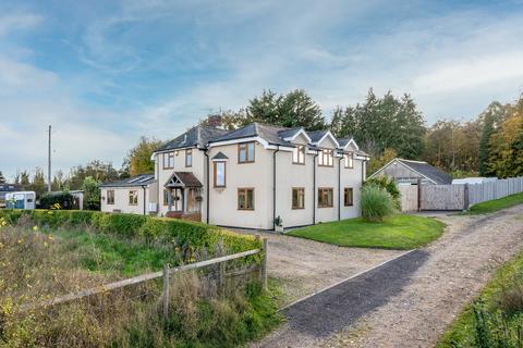 4 bedroom detached house for sale, Sturmer Road, Halstead CO9