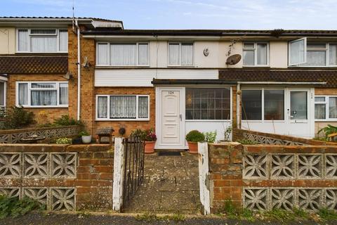 3 bedroom terraced house to rent, Shaftesbury Avenue, Folkestone