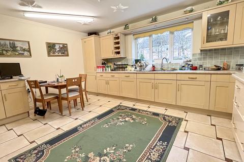 4 bedroom detached house for sale, Hackney Way, Westbury