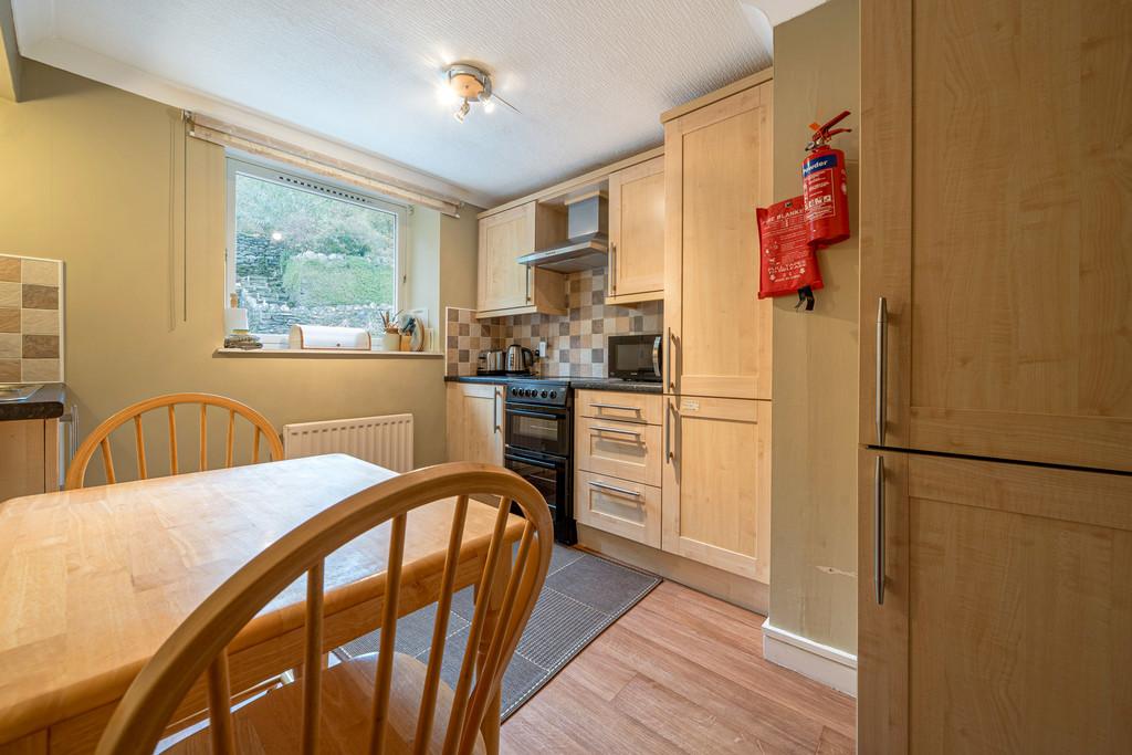 Little Beeches Kitchen/Dining Room