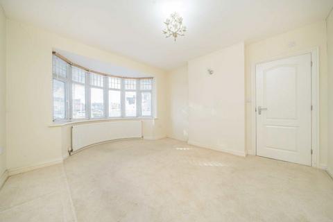 2 bedroom bungalow for sale, Oakleigh Avenue, Surbiton KT6