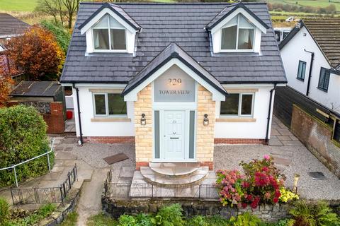 4 bedroom detached house to rent, Manchester Road, Walmersley, Bury