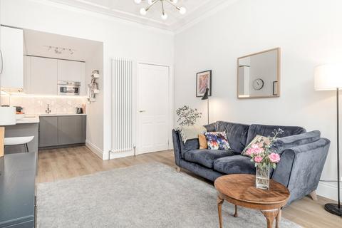 2 bedroom apartment for sale, Crow Road, Broomhill, Glasgow