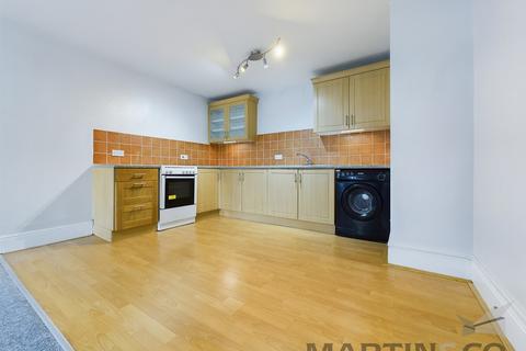 2 bedroom flat for sale, Lawrence Road, Southsea