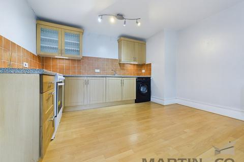 2 bedroom flat for sale, Lawrence Road, Southsea