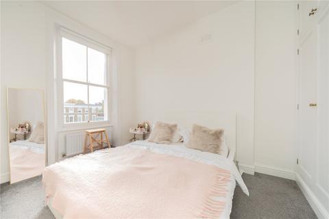 2 bedroom apartment to rent, St. Charles Square, London W10