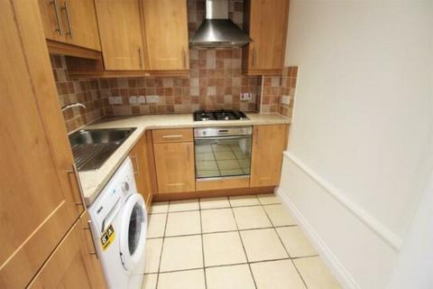 2 bedroom flat to rent, Wayte Street, Cosham