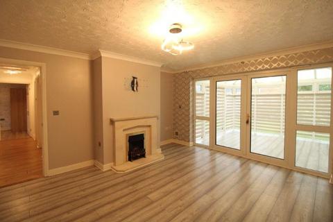 3 bedroom detached bungalow to rent, Foxglove Walk, Wiggenhall St. Germans, King's Lynn