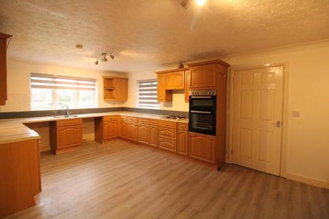 3 bedroom detached bungalow to rent, Foxglove Walk, Wiggenhall St. Germans, King's Lynn