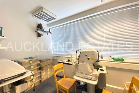 Office to rent, Darkes Lane, Potters Bar EN6