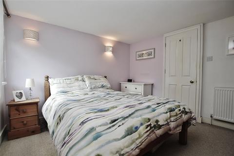 13 Connaught Road, Brookwood, Woking, GU24 0ES