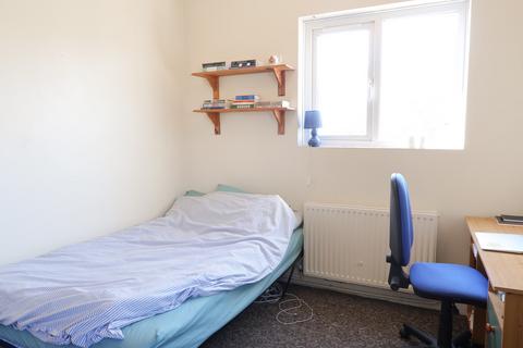 3 bedroom house share to rent, St. Helens Road, Swansea