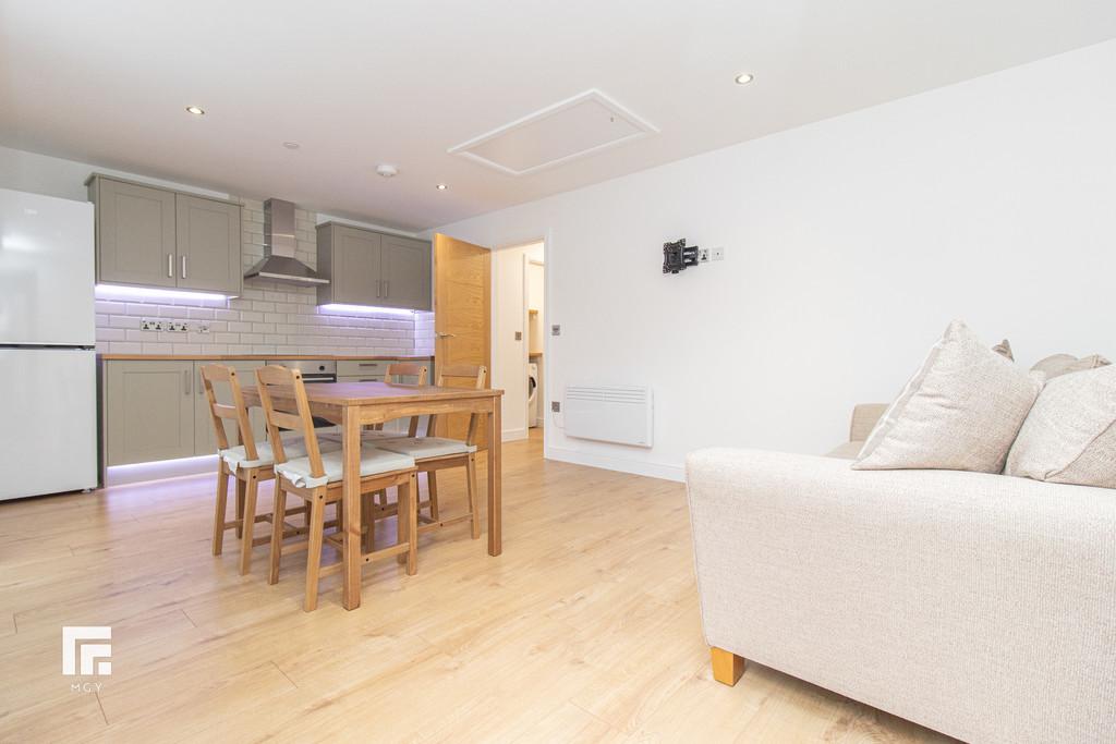 Buckand Court-04