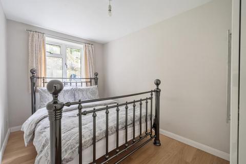 2 bedroom flat for sale, Chesham,  Buckinghamshire,  HP5