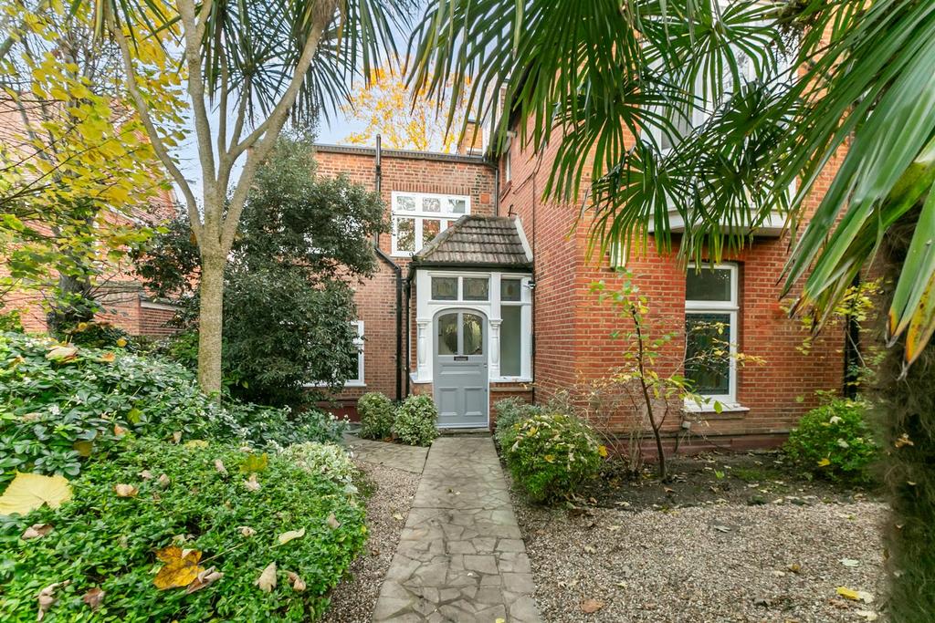 The Avenue, W4 - FOR SALE
