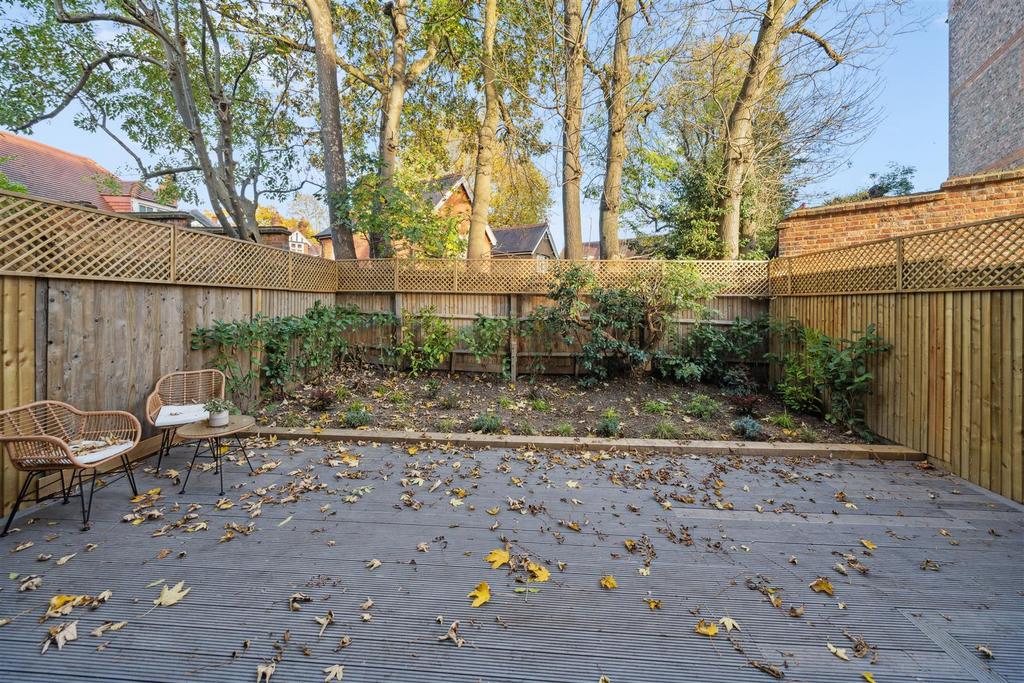 The Avenue, W4 - FOR SALE