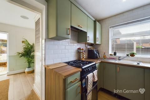 37 Bramell Close, Branston, Burton-on-trent, DE14 3ES