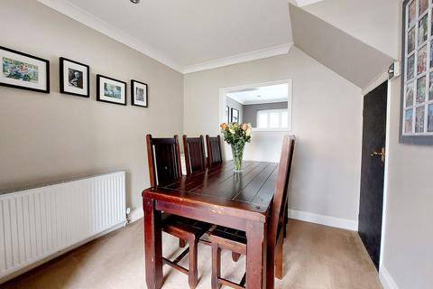 3 bedroom semi-detached house for sale, Tunbury Avenue, Chatham ME5