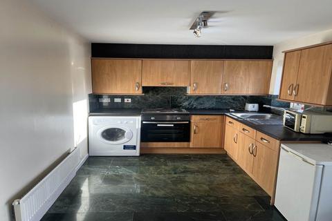 2 bedroom apartment to rent, 351 Tong Street, Bradford,