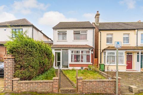 3 bedroom detached house to rent, Pelton Avenue, Belmont, Sutton, SM2