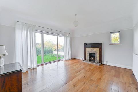 4 bedroom detached house to rent, Waller Road, Telegraph Hill, London, SE14