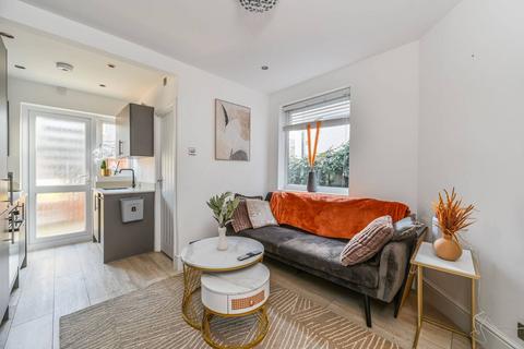 2 bedroom flat for sale, Dinton Road, Colliers Wood, London, SW19