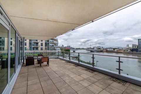 3 bedroom flat for sale, Ensign House, Battersea Reach, Battersea, London, SW18