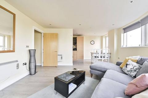 2 bedroom flat for sale, Townmead Road, Imperial Wharf, London, SW6